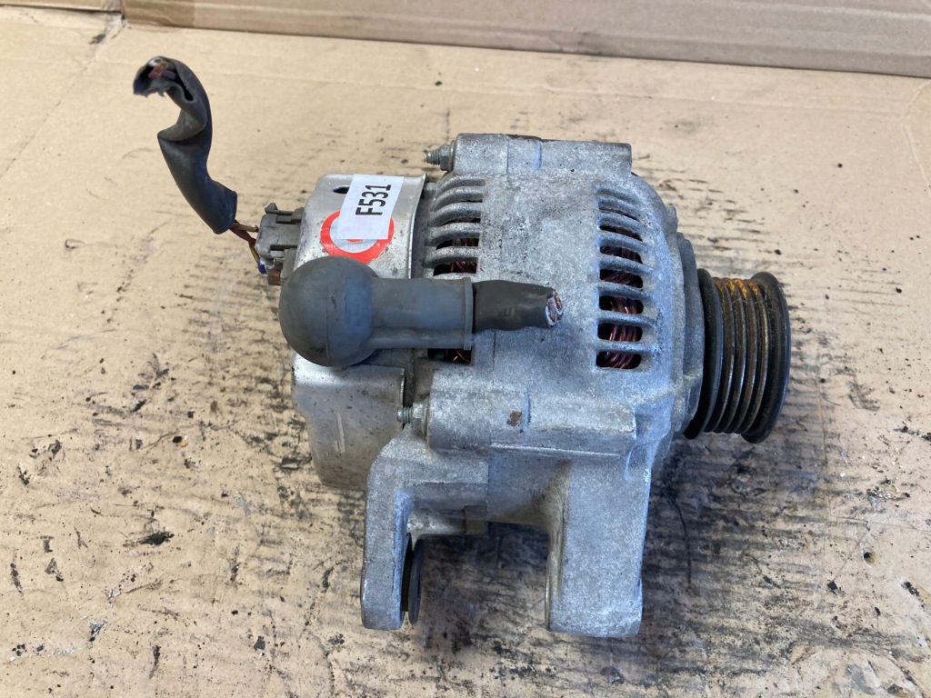 Toyota corolla генератор 12v cal40110as Цена