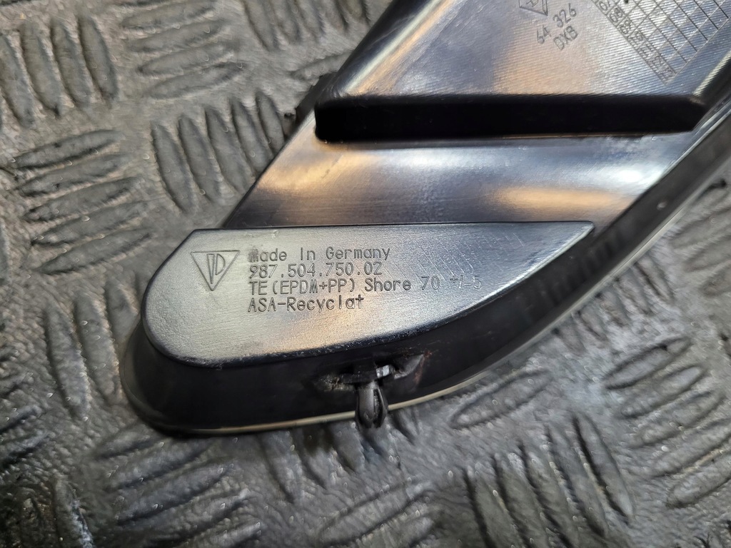 фото №6, Решітка впуск крила права 98750475002 porsche boxster cayman s 987 3.4