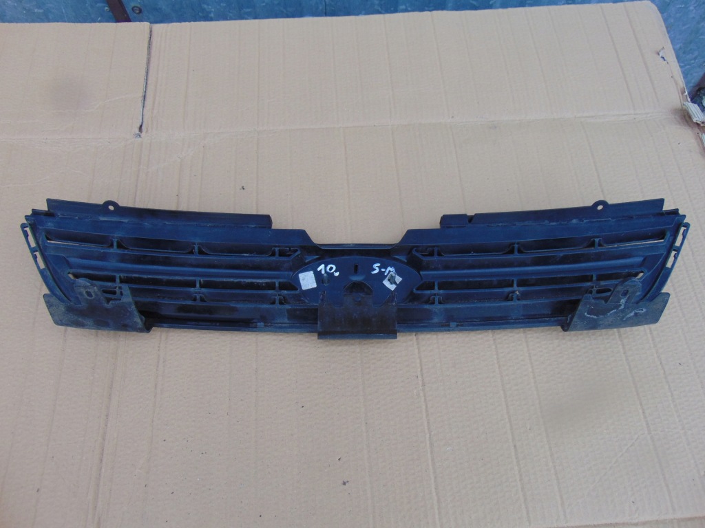 Решётка  решётка радиатора решётка ford s-max mk1 рестайлинг Доставка