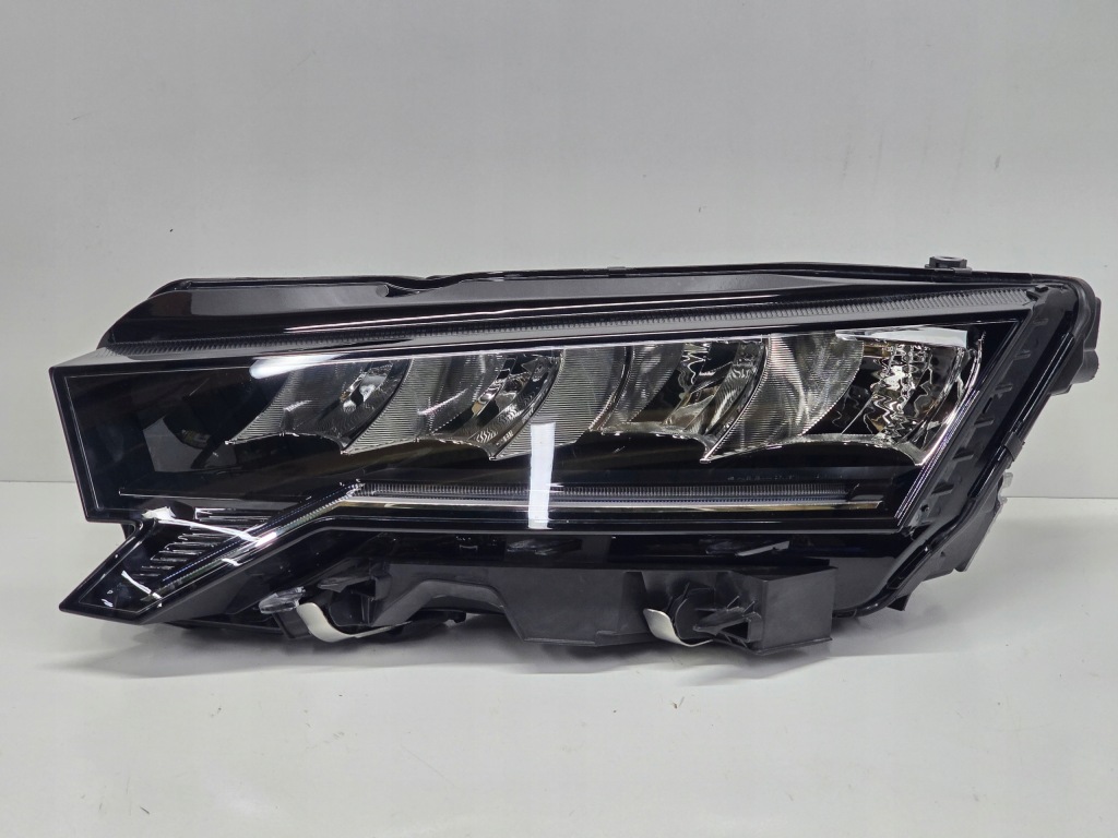 Купить Skoda octavia 4 рестайлинг  фара led левая фара левое  5e4941009