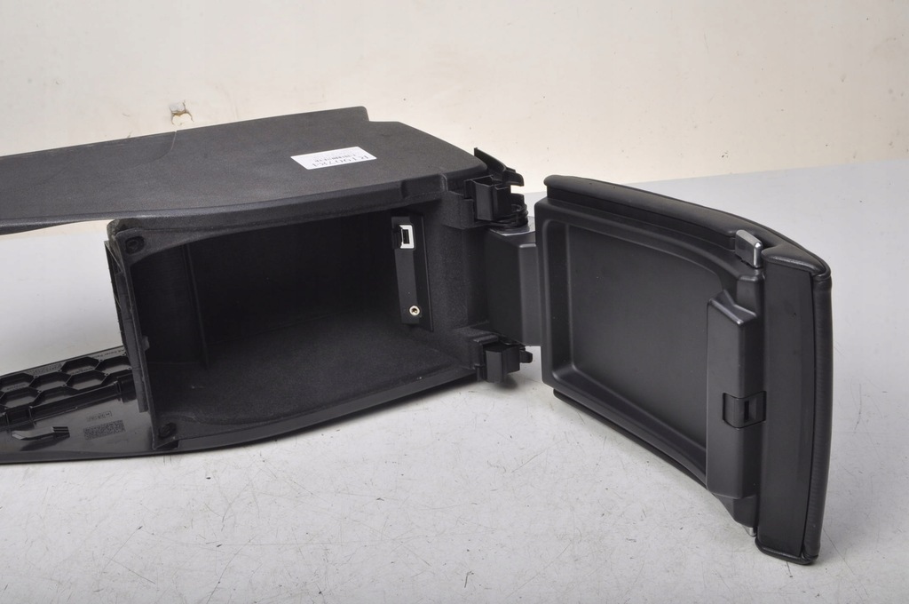 фото №7, Volvo v70 iii туннель средний подлокотник