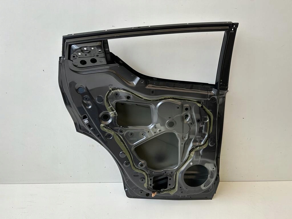 фото №3, Toyota chr двері лівий задня оригінал