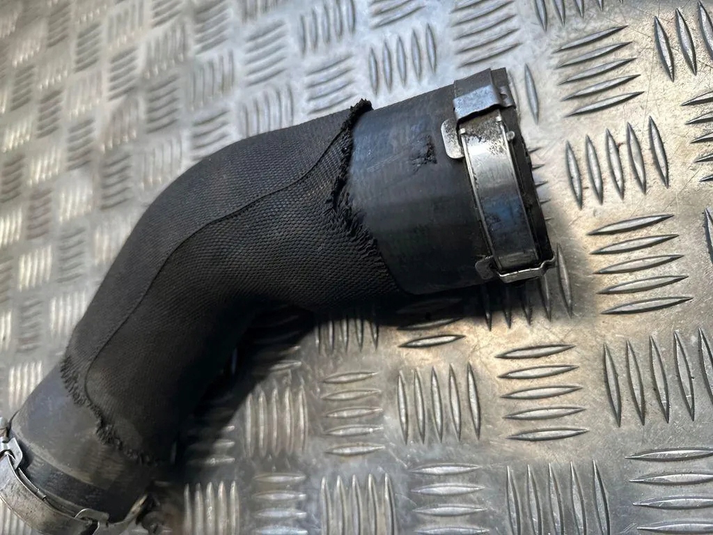 Купити Труба інтеркулер porsche 4m0145738ag 2020