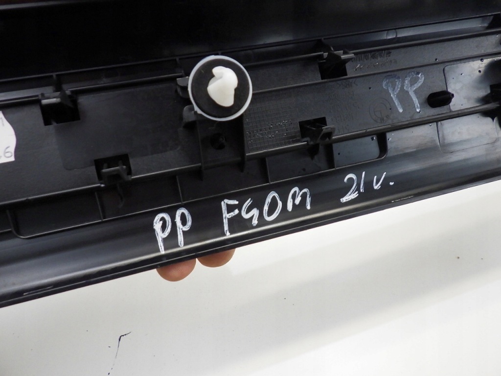 фото №12, Bmw 1 f40 m135ix молдинг накладка порог перед 7469183