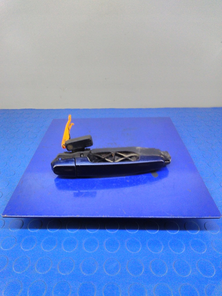 фото №1, Toyota avensis verso ручка права задня задня