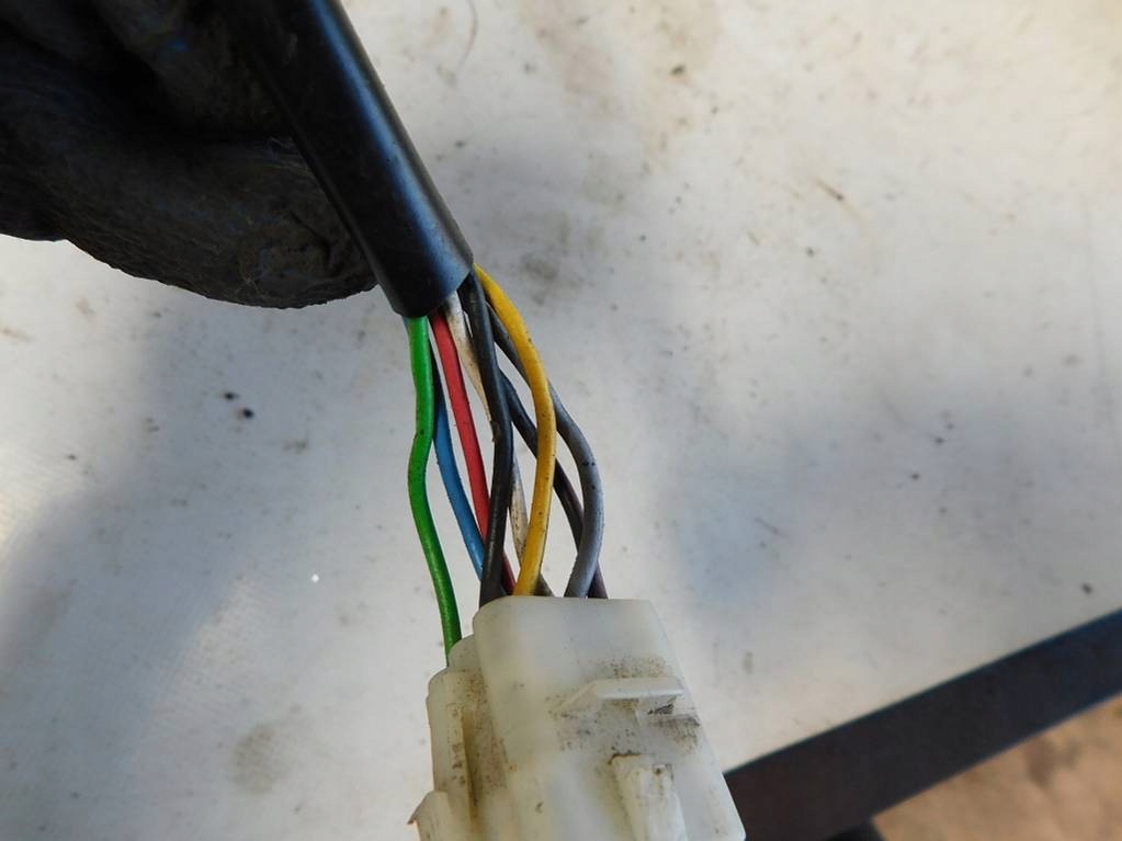 фото №11, Scania p94 260km 2000r переключатель поворотники