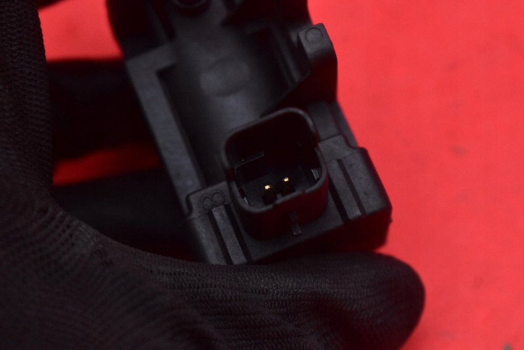 фото №7, Клапан вакуумa 9652570160 citroen c4 picasso 1 i 1.6 hdi 109 km 06-13