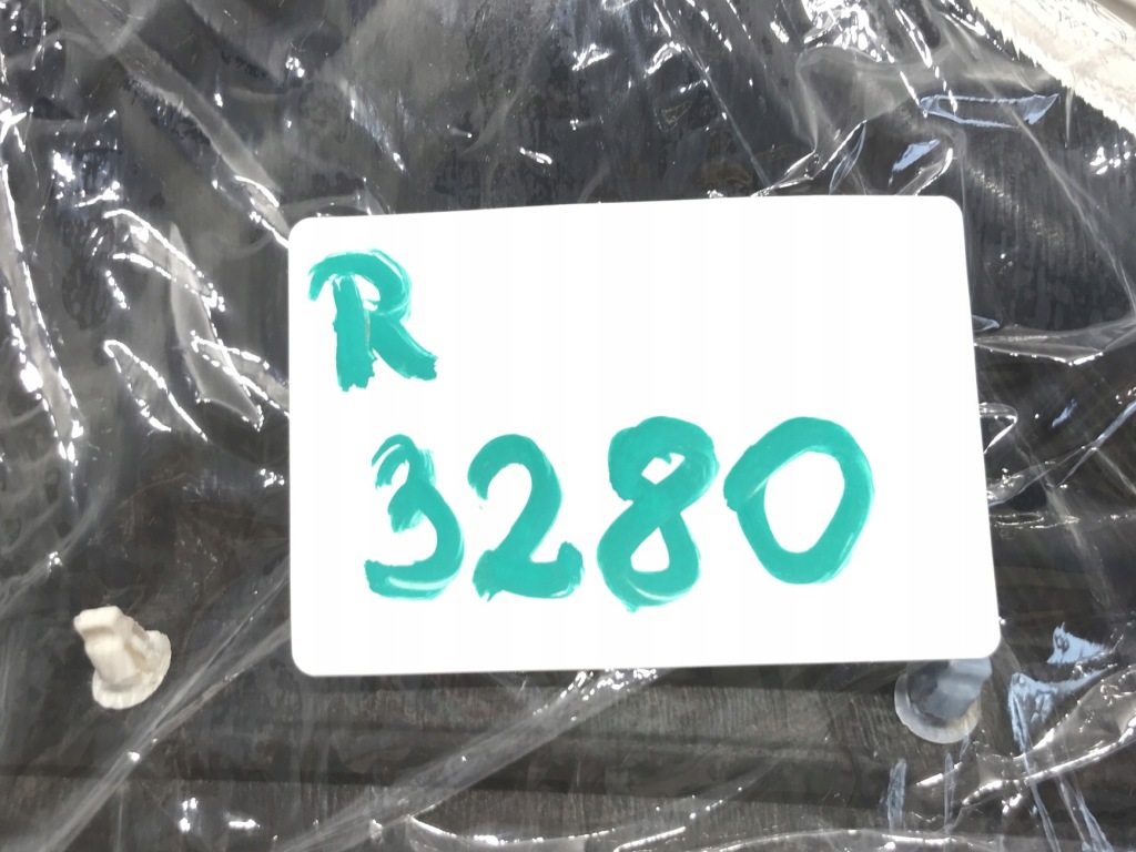 Купить Прокладка дверь правый перед tesla model s