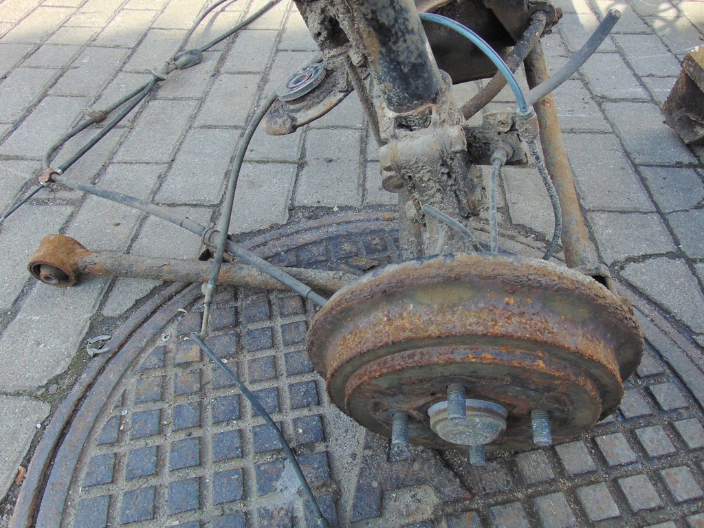 фото №13, Балка oś подвеска задняя подрамник suzuki liana 2wd hb хэтчбек тормозные барабаны abs eu