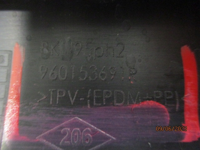 фото №11, Renault megane iii молдинг бампера передний