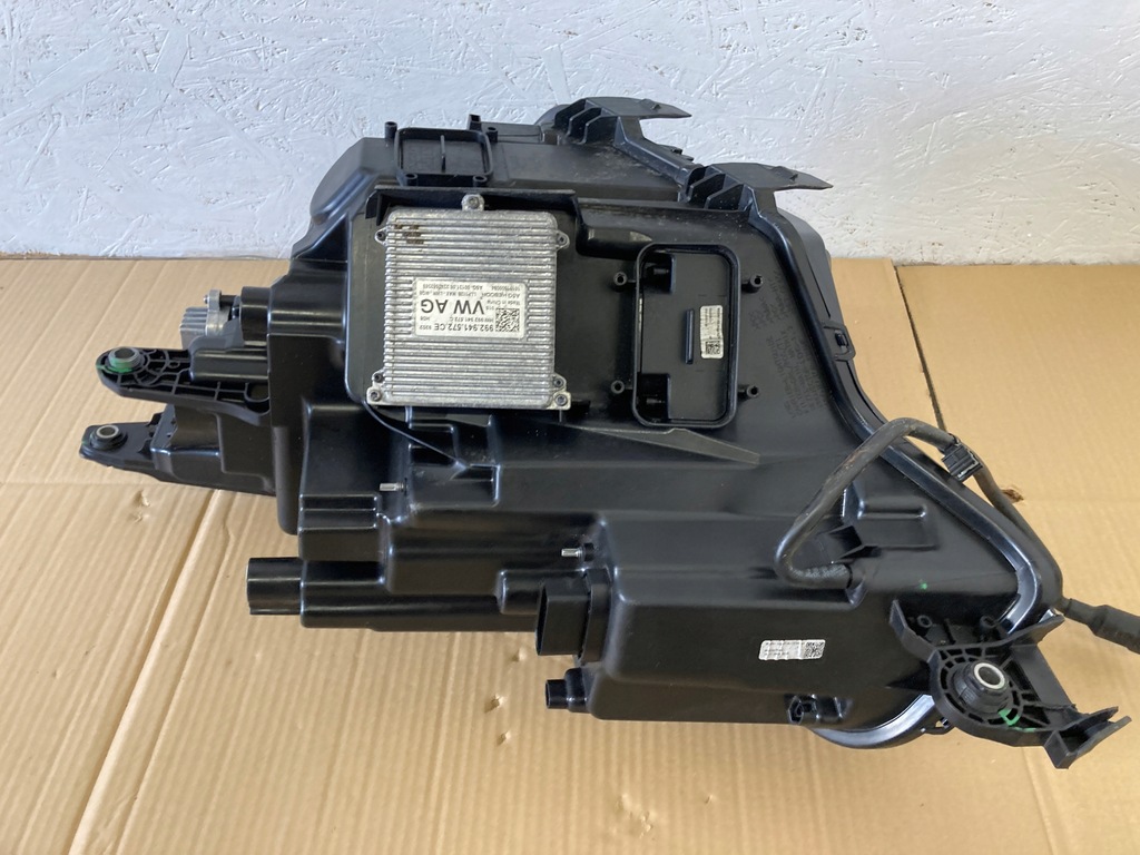 фото №11, Skoda kodiaq lift лампа права full led orygi.