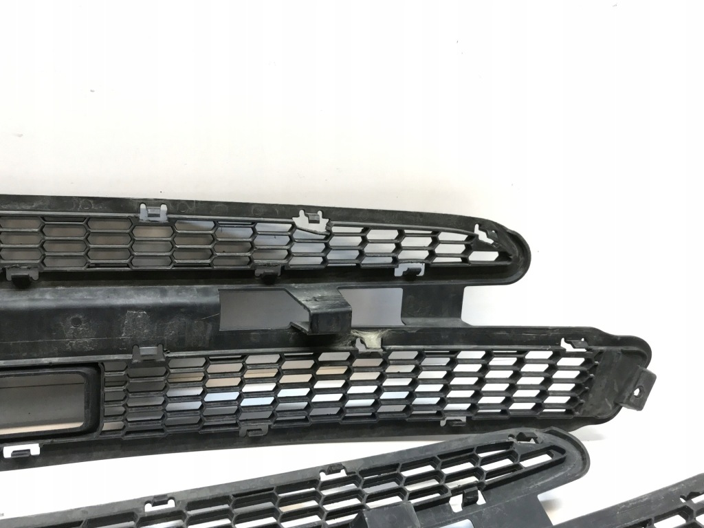 фото №10, Tesla model s решітка бампера середня перед 1038211-00-a