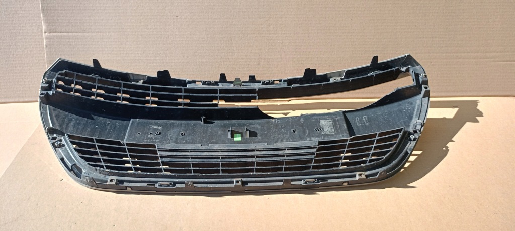 фото №6, Решётка радиатора решётка радиатора хром peugeot 208 i lift 15-18rok 9810535677 1615538x 1689236x