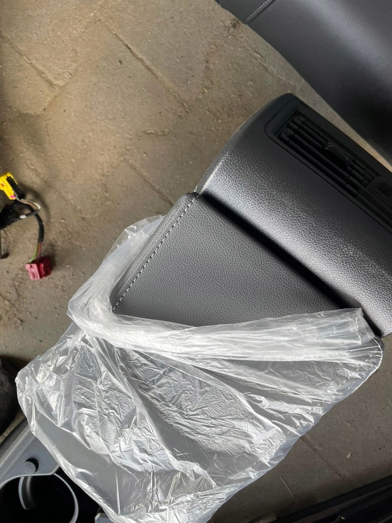 фото №7, Vw golf 8 viii r сиденья ковшеобразные туннель обшивки