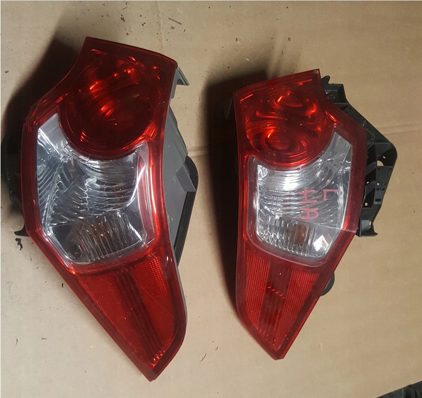 фото №1, Honda accord viii 08-12r лампа правая задняя w крыло