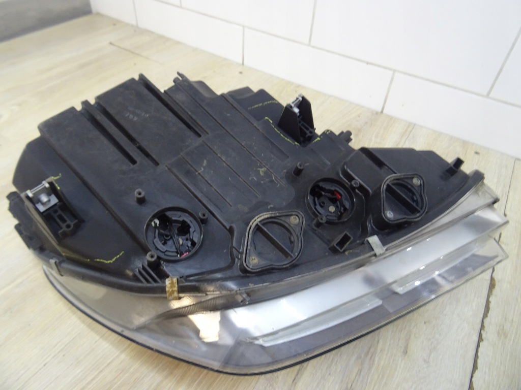 фото №10, Bmw f06 f12 f13 левая лампа ксенон 7272015 llu