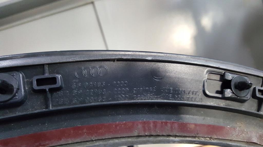 фото №14, Молдинг крыла передний левая сторона audi e-tron 4ke853717a демонтаж