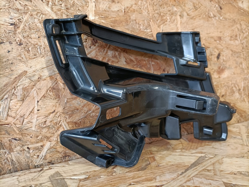 фото №7, Skoda kodiaq 17- напрямна кронштейн бампера правий перед 565807724