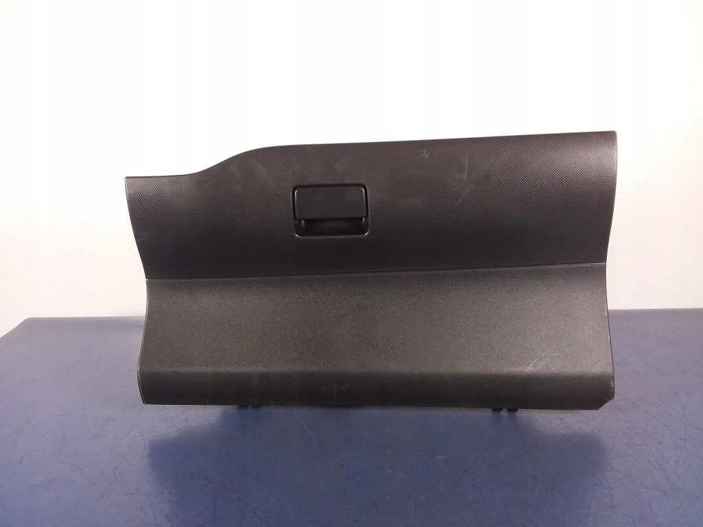 фото №1, Toyota auris i бардачок пассажира 55552-02100