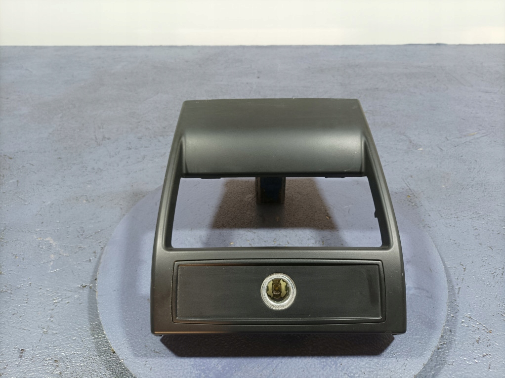 фото №1, Bmw x6 e71 защита рамка туннель среднего задняя 9125617