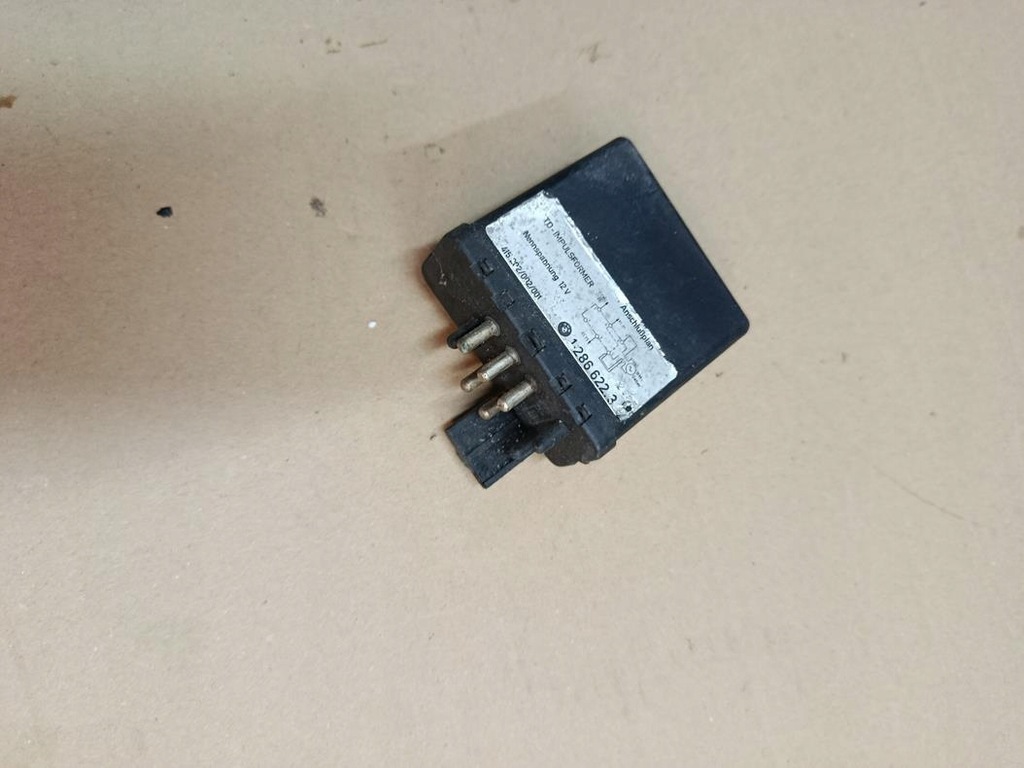 фото №5, Реле bmw 3 e30 2.4l дизель 63kw 1985 оригинал bmw