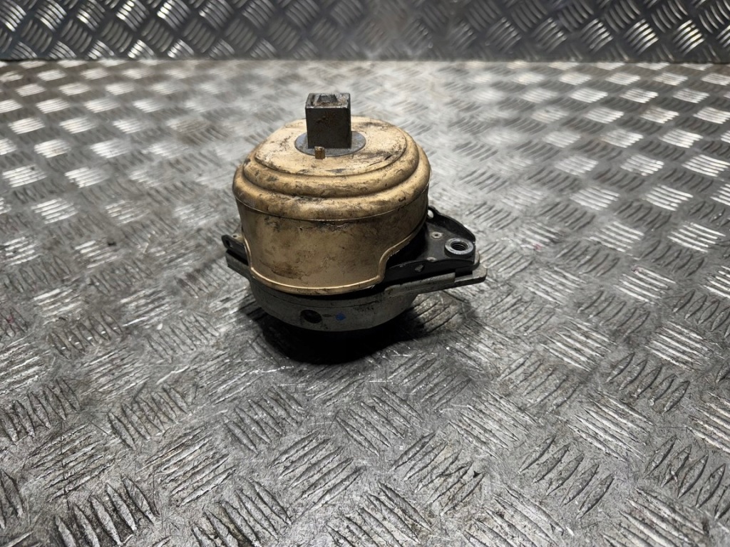 фото №1, Подушка двигуна права mercedes w166 x166 amg 63 a1662407717 w292