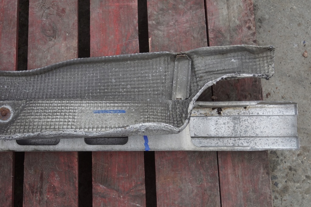 фото №8, Балка захист бампера задня porsche boxster 986