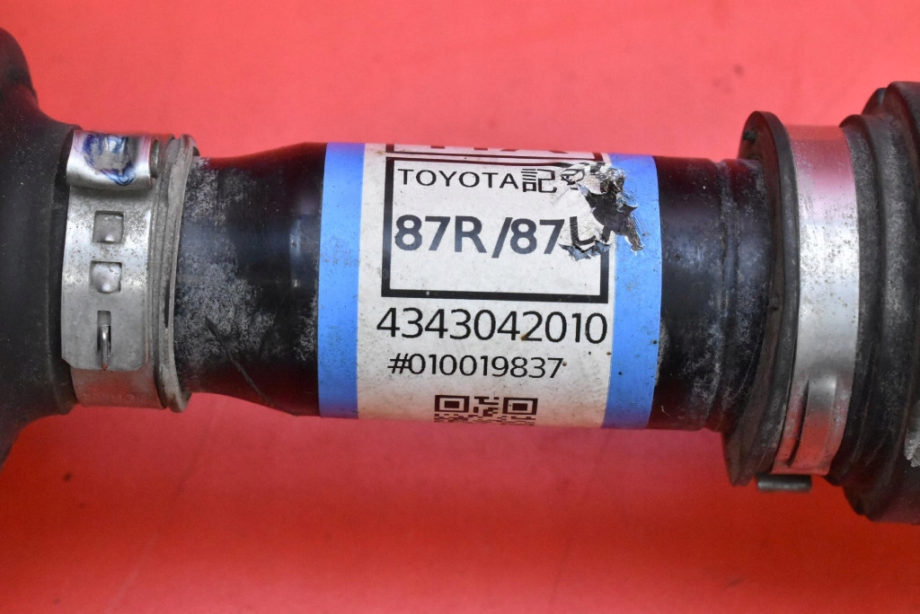Приводной вал левая перед передняя 4343042010 toyota bz4x 204 km 22- Цена