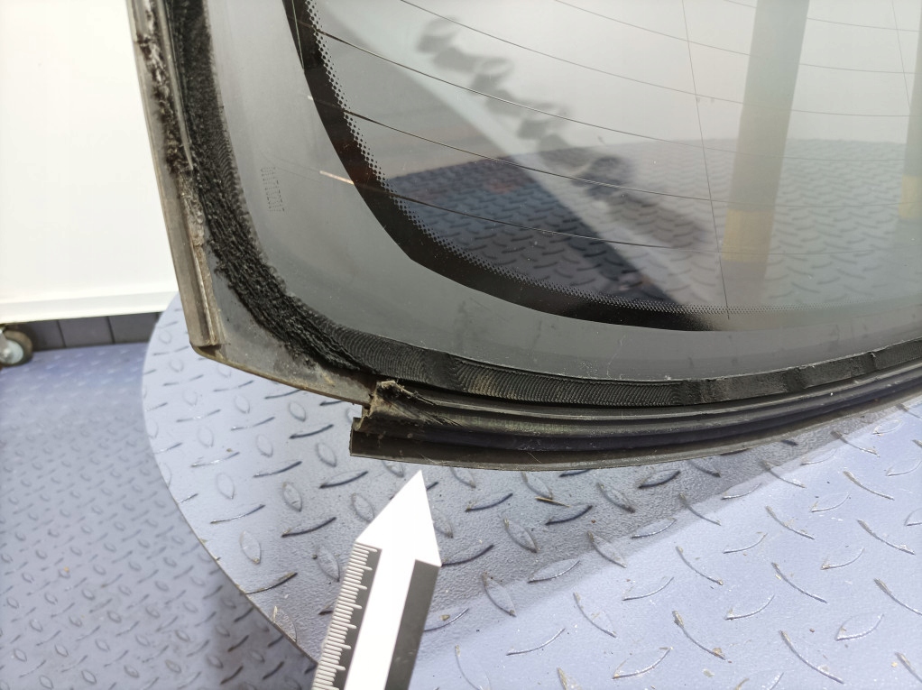 фото №8, Bmw 5 g30 sedan стекло задняя задняя 17r