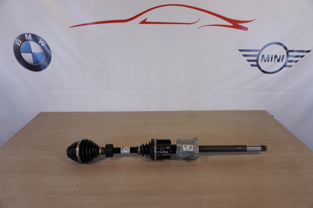 фото №1, Приводной вал передняя bmw f40 f44 8482646 4262km.