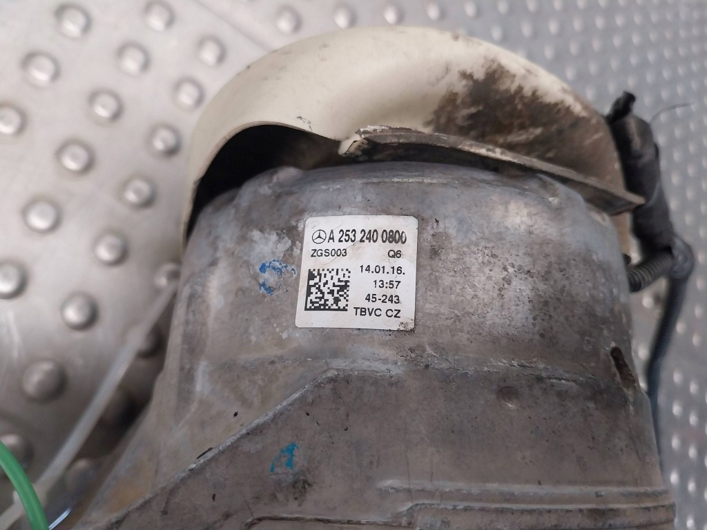 фото №6, Кронштейн подушка двигателя правая a2532400800 mercedes glc w253 x253 2.2d