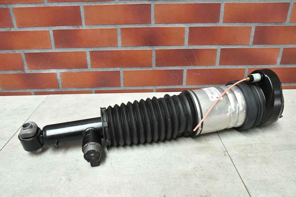 фото №5, Поворотный кулак левая задняя рычаг амортизатор пневматический bmw 5 g60 7596km