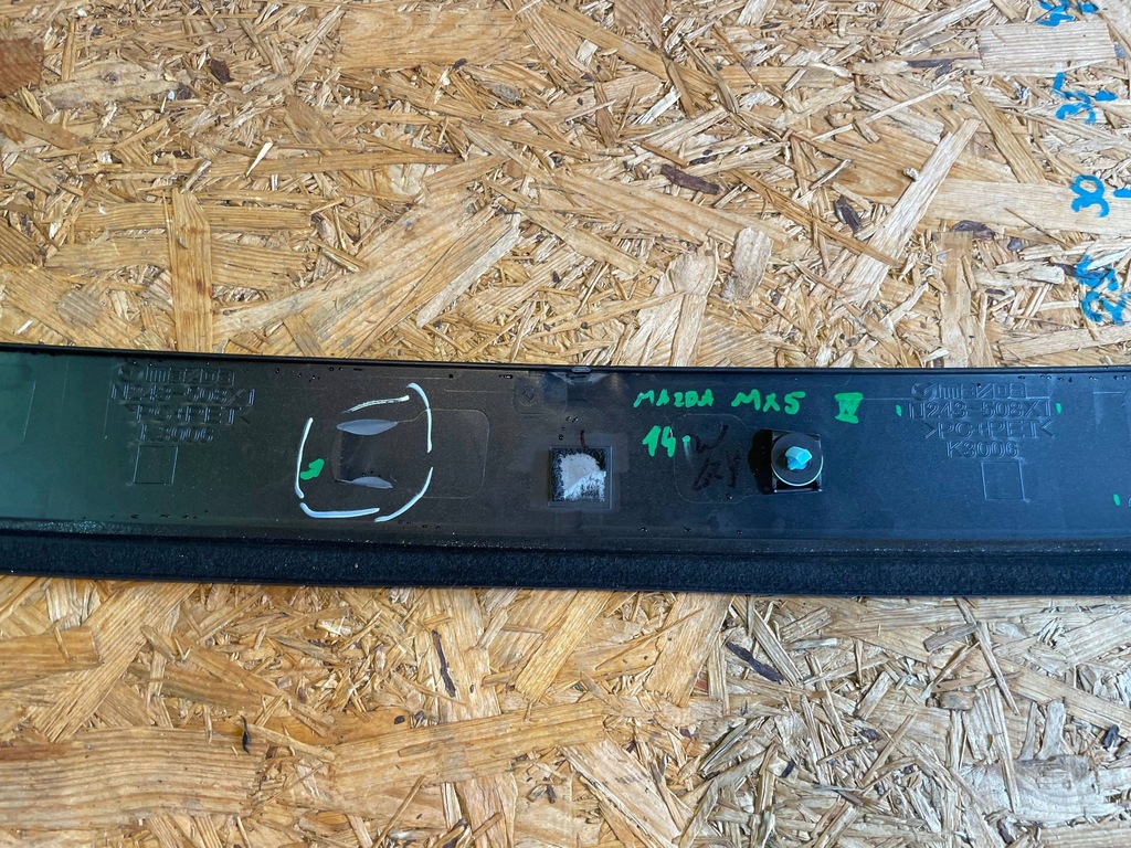 фото №7, Mazda mx5 mx-5 iv 4 nd 15- молдинг защита стойка стекло перед передней góra