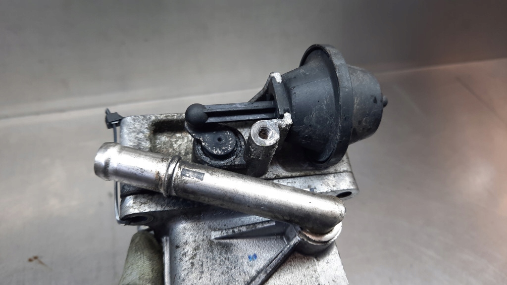 фото №8, Радиатор выхлопных газов 30757742 volvo v60 s60 ii 10-18r 2.0 d3