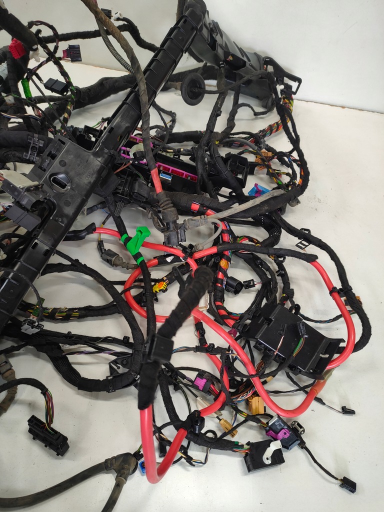 фото №11, A4 b9 8w kombi електропроводка джгут салону двигуна 3.0 tdi quattro автоматична коробка передач