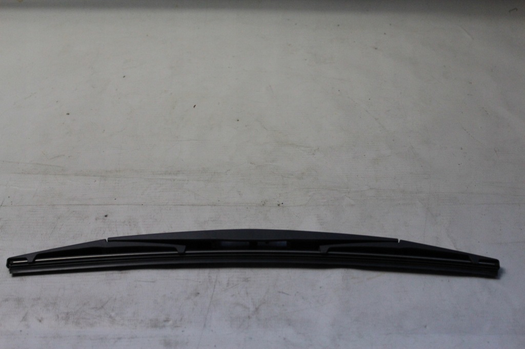 фото №1, Subaru forester 02-07 щетка дворник задняя оригинальный номер