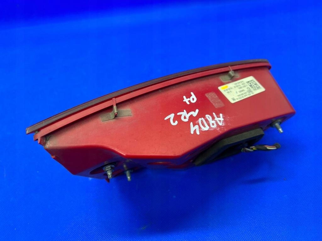 фото №6, Audi a8 d4 лампа правий задня кришки 4h0945094 eu