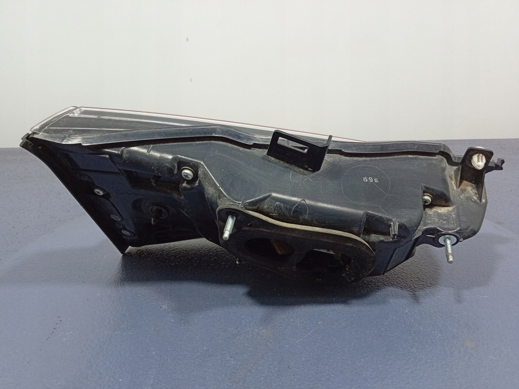 Lexus rx iv 15-19 фара задний  правый  задняя w крышке  led Цена