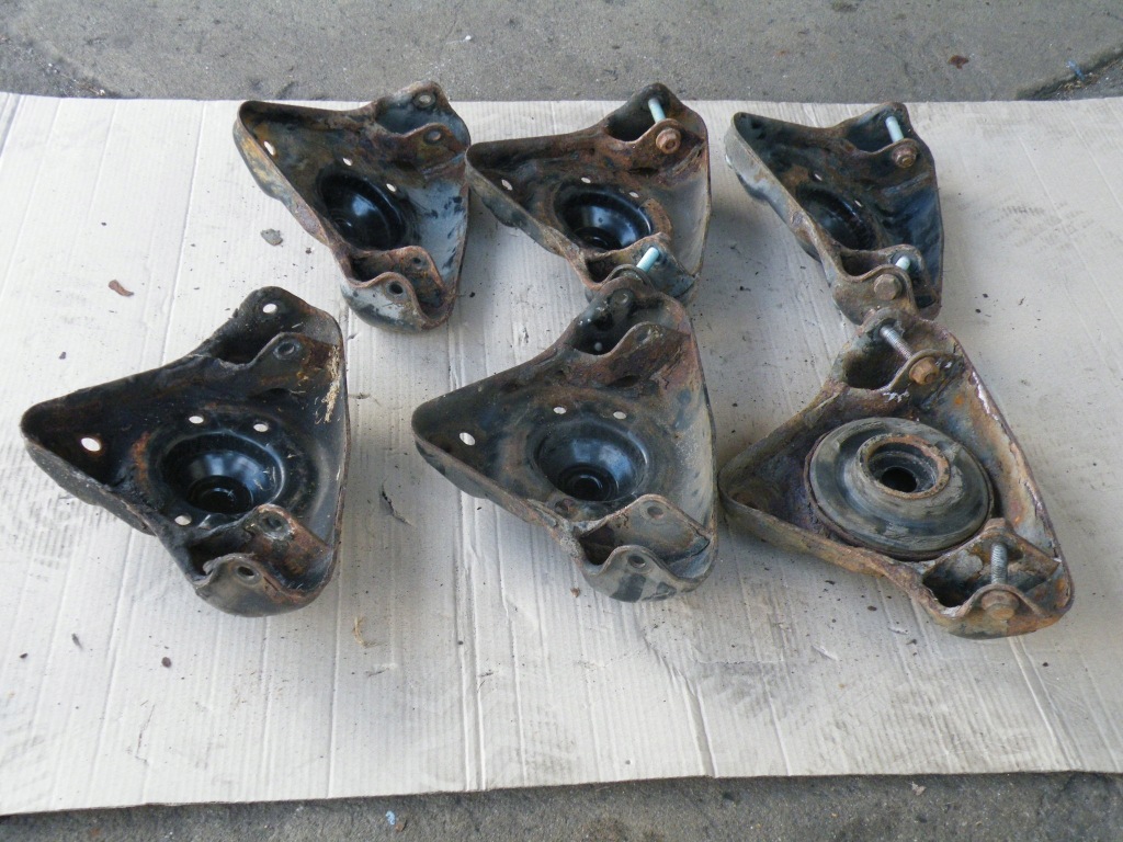 фото №7, Audi a4 b5 passat b5 стальной кронштейн кронштейн рычагов кронштейн амортизатора