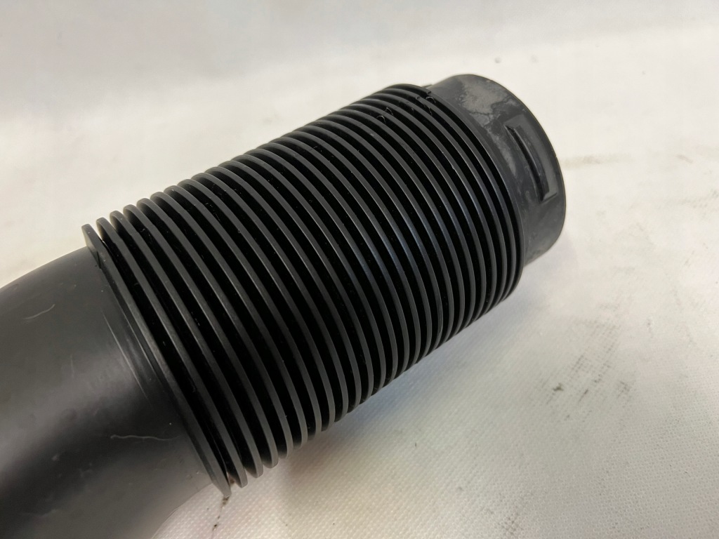 фото №2, Mercedes w204 lift 2.2cdi 651 труба воздухозаборник воздуха