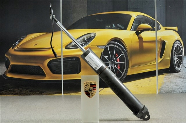 фото №1, Porsche 911 997 turbo facelift, амортизатор, l=r