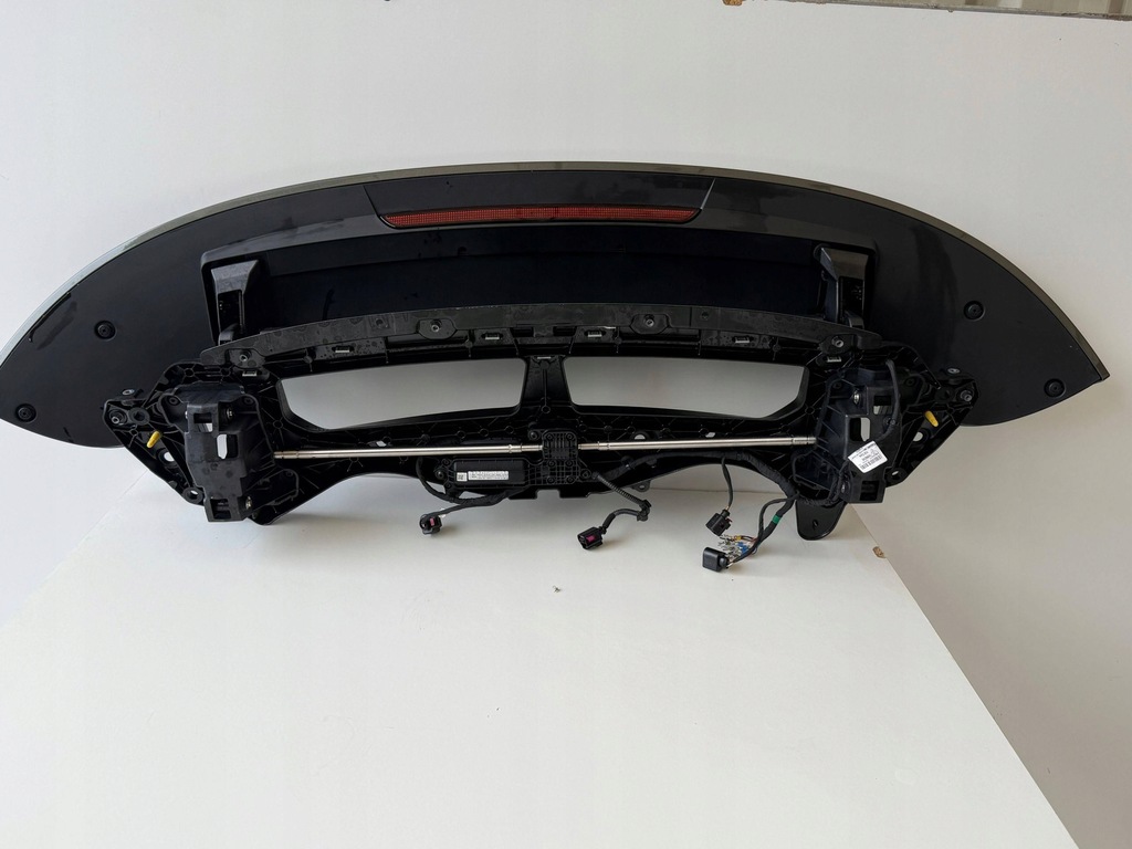 фото №7, Porsche 911 992 спойлер задняя 992827233 h оригинал