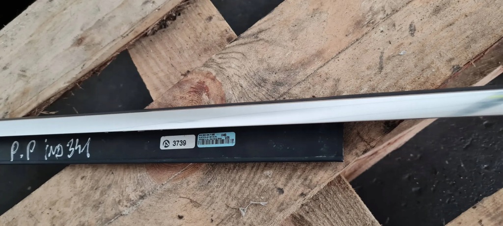 фото №7, Q5 8r молдинг двері ущільнювач права правий перед хром 8r0853284f