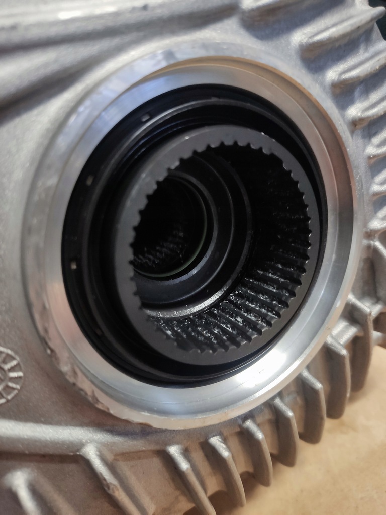 фото №9, Редуктор коробка передач приладова porsche macan 95b341010j