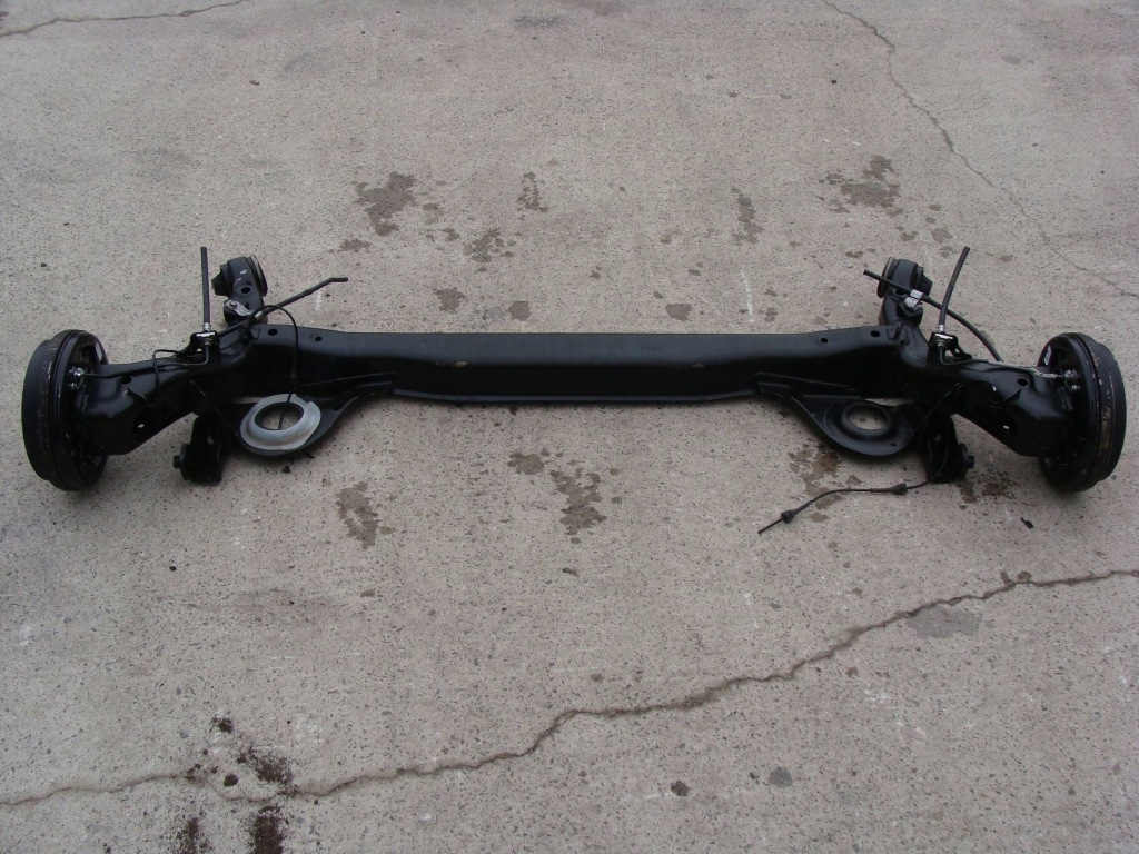 Купити Балка oś задня nissan micra k14