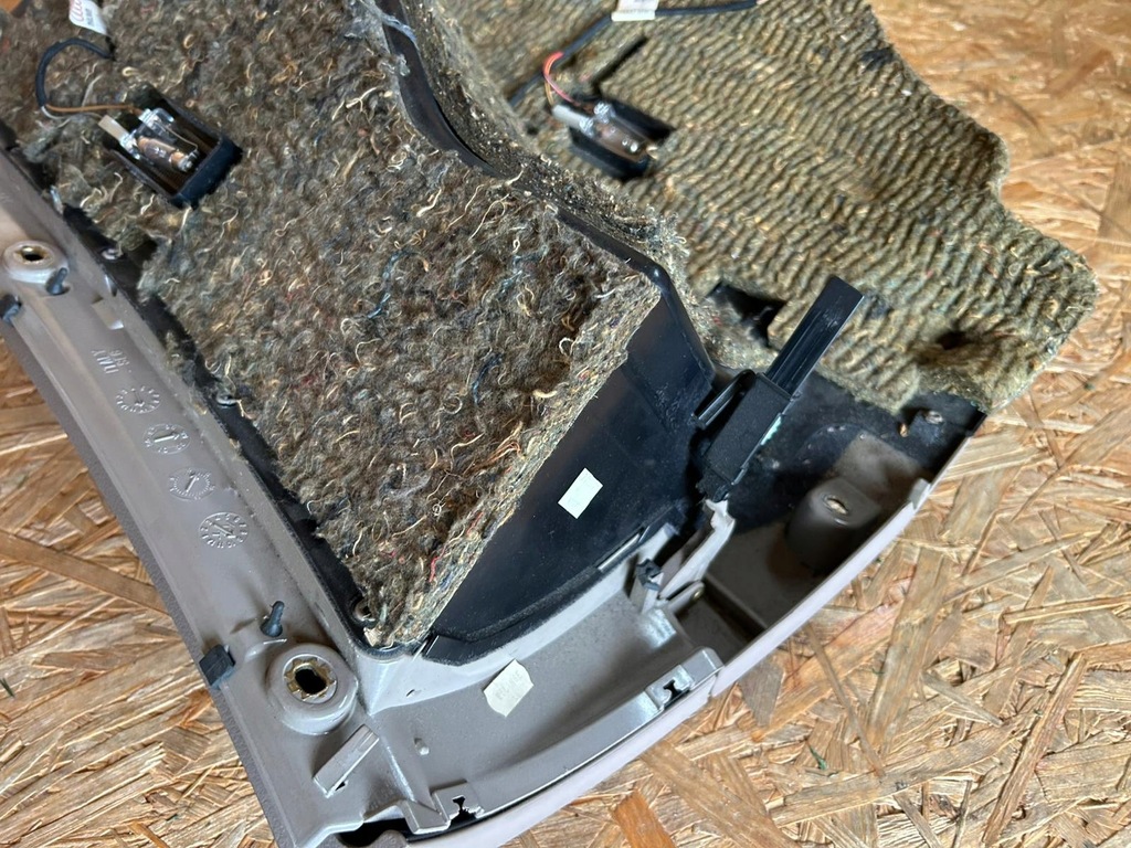 фото №8, Бардачок пассажира audi a6 c5 4b1857035e