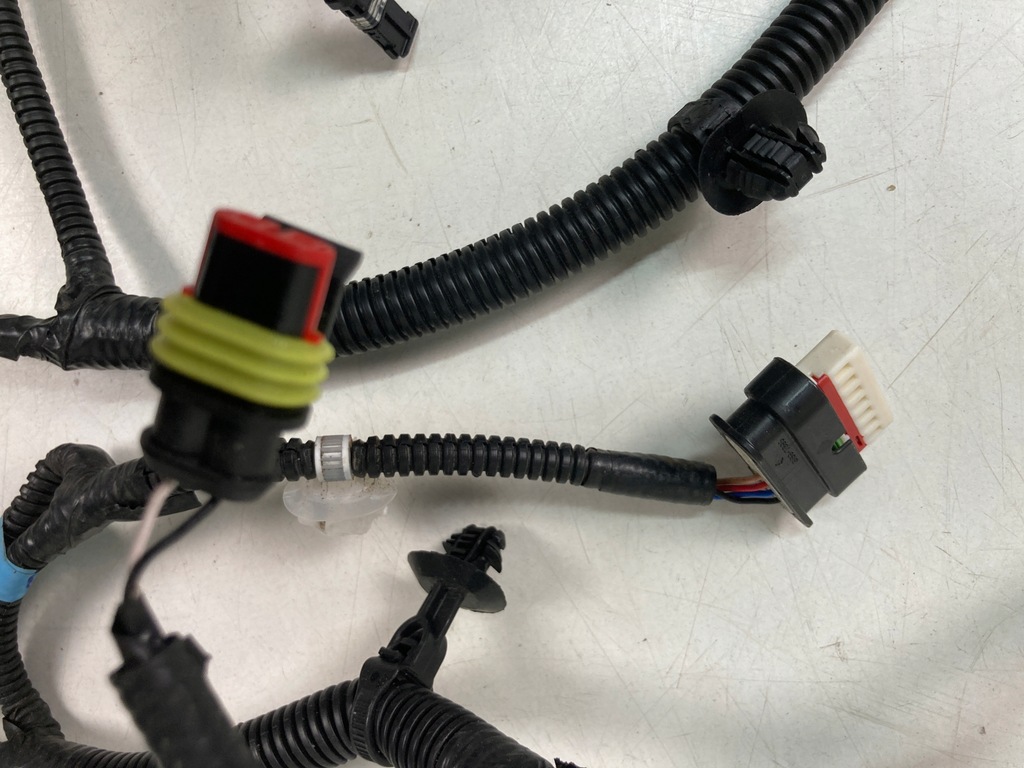 фото №5, Tesla 3 електропроводка джгут багажника ванна перед