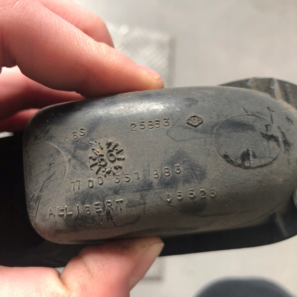 фото №3, Кліпса na dokumenty renault master 7700351883