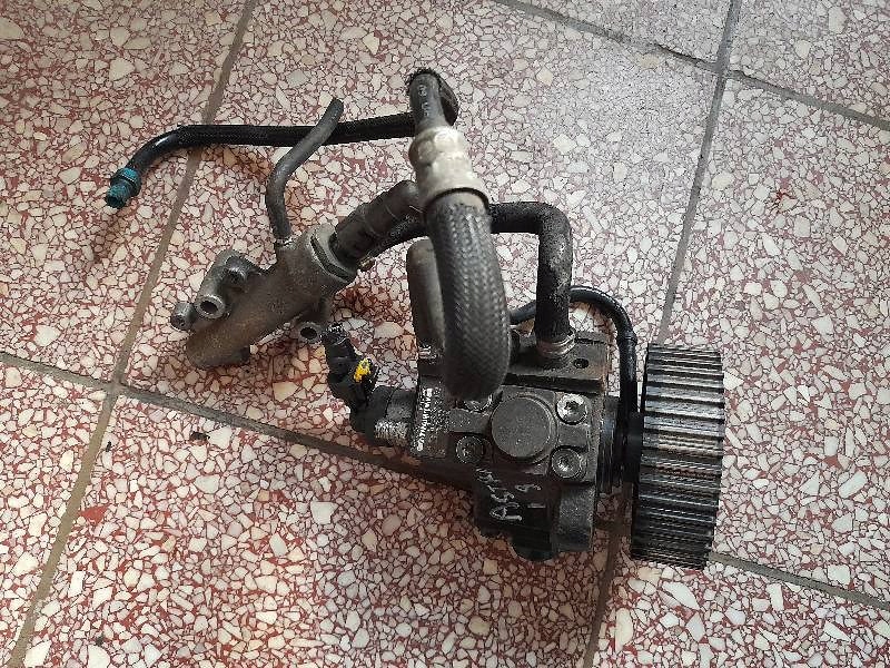 фото №1, Насос упорскування 1.9 opel astra