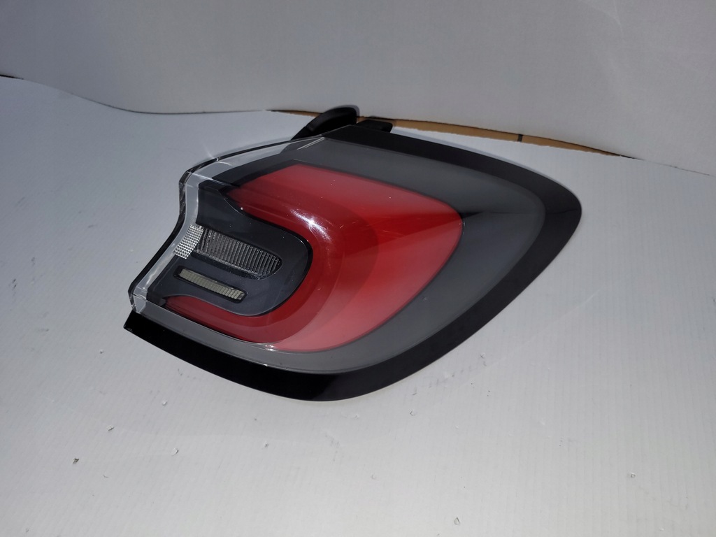 фото №1, Ford puma mk2 лампа задня задня rh/lh